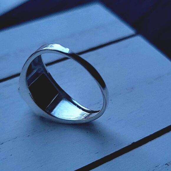 925 Sterling Silver Men's Black Onyx Ring - Picture 4 of 5